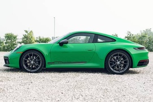 PORSCHE 911 CARRERA T COUPE 2023 EXTRÊMEMENT PROPRE, BOÎTE MANUELLE 7 VITESSES, MOTEUR BITURBO 6 CYLINDRES PLAT, PRÊT À LA LIVRAISON - Product Image 6