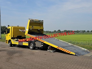 Camion de remorquage Mercedes-Benz Atego 2021 d'occasion, plateau plat, diesel Euro 5, jaune, transporteur de voitures lourdes d'occasion - Product Image 3