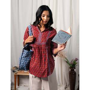 Blusa Roja de Algodón para Mujer, Estampada a Mano, con Decoración de Encaje Bordado, Cuello Asimétrico, Larga, Talla XL - Product Image 3