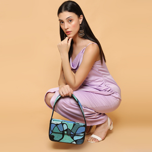 Borsa con perline artigianale fatta a mano | Borsa con perline con ricamo astratto con vista sull'oceano - Product Image 6
