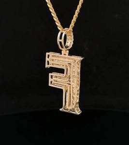 Colgante inicial F de oro blanco y rosa bicolor de 14K y diamante - Product Image 3