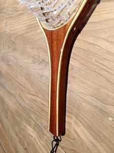 Filet à main en bois de haute qualité pour la pêche à la mouche et la libération de la truite avec un long crochet de suspension élastique profond - Product Image 6