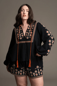 Débardeur ample en coton à manches longues et col en V pour femme, style bohème décontracté, brodé, avec des glands, pour l'été, approvisionnement ODM - Product Image 5