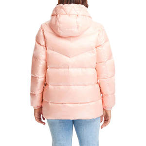 Veste matelassée pour femmes Vente en gros personnalisée Veste matelassée décontractée coupe-vent respirante Veste matelassée personnalisée respirante avec fermeture éclair pour femmes - Product Image 5