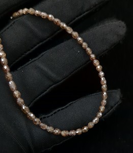 Perles de pierres précieuses à facettes en diamant Champagne perles de pierre de haute qualité pour la fabrication de bijoux unité de brin 100% brun clair naturel - Product Image 1