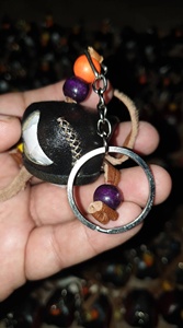 Porte-clés en forme de capuche de fauconnerie porte-clés en cuir avec chaîne en acier inoxydable à anneau robuste - Product Image 4