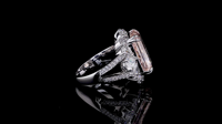Bague de fiançailles pour femme en or massif 18 carats plaqué rhodium, sertie de diamants de laboratoire roses taille radiant, style déclaration de luxe pour mariage et soirée