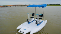 Bateau à ponton en PE, bateau en plastique pour deux personnes, vélo à pédales pour le surf aquatique, à vendre