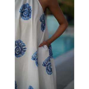 ชุดเดรสยาวลายพิมพ์มือ Sea Swirl ผ้ามัลมัล ไซส์เดียว ใช้คลุมชุดว่ายน้ำได้ - Product Image 2