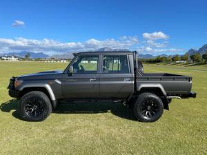 USED 2022 Toyota Land Cruiser Pickup Available Right Hand Drive. Left Hand Drive - Product Image 2