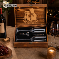 Ensemble de flûtes à champagne en cristal gravées sur mesure de 6 oz avec ouvre-bouteille et bouchon à vin dans un coffret cadeau en bois pour femmes, anniversaire, mariage