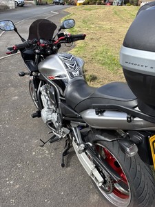 Último Modelo en Oferta de Alta Calidad am-a-ha F-z1 Faz-er 1000 con 2 Años de Garantía - Product Image 3