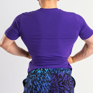 T-shirts en coton 100% de haute qualité pour hommes, impression de logo personnalisée, col roulé, coupe régulière, manches courtes, streetwear en vrac - Product Image 3