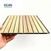 Paneles de Techo Falso Modernos de PVC con Ranura y Lengüeta, 300*10mm, Fácil Instalación, Ignífugos, Acanalados