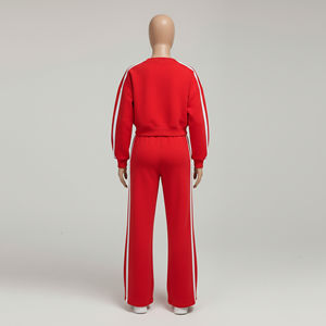 Conjunto Casual a Rayas con Cuello en V para Mujer, Logotipo Personalizado al por Mayor, Top Corto Rojo, Pantalones Holgados, Chándal - Product Image 2