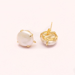 Latón de oro de agua dulce, joyería de pendientes de piedras preciosas chapado en oro hecho a mano de forma redonda pendiente pares venta al por mayor de la joyería para chicas - Product Image 2