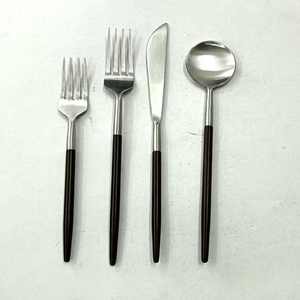 Juego de cubiertos de acero inoxidable con mango de diseñador, inoxidable Material espejado, duradero para cenas diarias, ocasiones especiales - Product Image 4