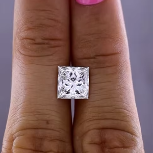 Boucles d'oreilles Aniva PC135 en diamant de laboratoire taille princesse 1ct/2ct/3ct/5ct couleur F VVS1 certifié IGI, poli brillant - Product Image 4