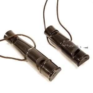 Sifflet en corne de buffle pour animaux de compagnie |   Sifflet d'entraînement pour animaux fait à la main de haute qualité - Product Image 5