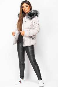 Chaqueta Acolchada con Capucha para Mujer, Diseño Transpirable y Acolchado, de Alta Calidad, para la Temporada de Invierno - Product Image 2