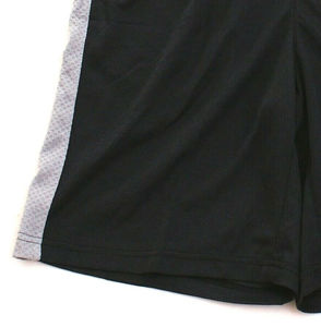 Shorts de sport personnalisés à la vente, avec fentes latérales et poche arrière, shorts décontractés de motard, shorts de musculation avec poches zippées - Product Image 5