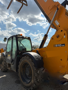 2018 510-56 Used Telehandler Reliable Industrial Lifting Equipment Wholesale - Product Image 3