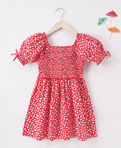 Robe trapèze rouge à imprimé floral pour filles, manches bouffantes, col carré, mini, 100 % coton, avec nœud, style estival mignon - Product Image 3