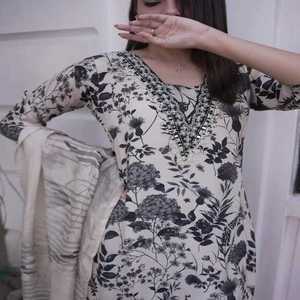 Diseñador Organza tradicional fiesta Kurta pantalón Dupatta conjunto para mujeres readymade hermoso autoestampado puro Khatli bordado a mano - Product Image 4