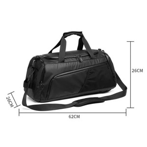 Grand sac de sport pour hommes avec des choses ajustées confortables Espace pratique dans les sacs Services de conception de vêtements - Product Image 6