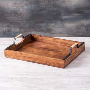 Plateau de service en bois classique avec étiquetage privé avec poignée en métal pièce durable rustique artistique faite à la main idéale pour la cuisine - Product Image 4
