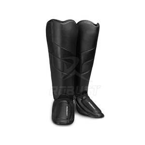 Protège-tibia professionnel MMA Muay Thai nouveau Design en cuir Kick Boxing Training Guard avec logo personnalisé Shin In-Step Protection - Product Image 1