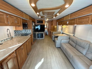Vendedor Verificado de N-e-x-u-s Rv B-e-n-t-l-e-y 38B Usado de 2019, Listo para Viajar - Product Image 6