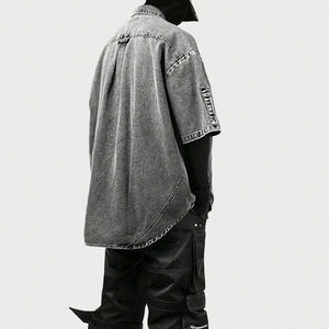 Chaqueta vaquera negra rasgada lavado vintage con logotipo personalizado para hombre, chaqueta vaquera extragrande con cremallera para invierno - Product Image 4