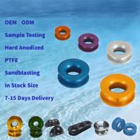 Pièces tournées en aluminium OEM, usinées CNC de précision, anodisées dures, avec revêtement PTFE à faible friction, pour la construction navale et la manutention, disponibles en tailles standard.