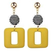 Pendientes de resina blanca para Halloween, pendientes acrílicos redondos de araña y calabaza - Product Image 5