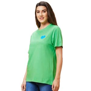 T-shirt en coton pour femmes coupe ample col rond t-shirt en tissu léger coupe décontractée à porter au quotidien avec un design imprimé minimaliste vente en gros - Product Image 2