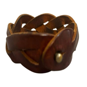 Pulsera de Cuero Trenzado de Piel de Vaca, Brazalete Ancho Ajustable con Hebilla de Cobre y Elemento Cuadrado - Product Image 1