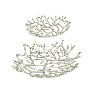 Cuenco para servir con raíces de árbol de oro de aluminio de diseño innovador perforado para decoración de mesa de comedor cuencos de frutas hechos a mano - Product Image 3