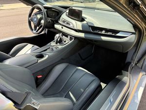 2016 para i8 Coupe AWD - Product Image 2