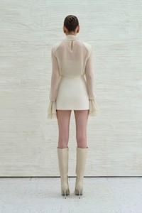 Jupes pour femmes en gros, jupe élégante MINI, design en forme de A, jupe sur mesure avec étiquette personnalisée pour femmes, fabricants de vêtements au Vietnam - Product Image 3