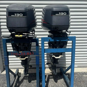 Moteur hors-bord d'occasion de qualité industrielle, paire 2001, 130 ch, 2 temps, arbre de 25 pouces, avec garantie de 3 ans - Product Image 1