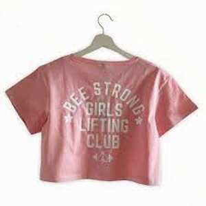 T-shirts vintage pour femmes Hauts à la mode en détresse T-shirts graphiques rétro Vêtements décontractés féminins Vêtements et accessoires classiques - Product Image 6