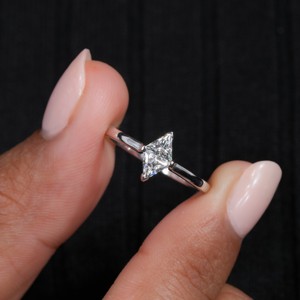 Nouvelle mode bague diamant en or forme de triangle ensemble de broches réglable femmes haute qualité vente chaude bijoux cadeau de fête en gros - Product Image 4