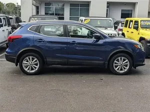 2019 Nissan Rogue Sport SV - Product Image 3