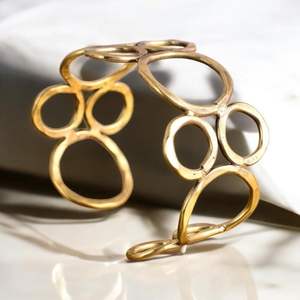 Bracelet jonc et bague en laiton plaqué or, fait main, bijoux de mariage pour femme, accessoire de mode ethnique élégant et durable - Product Image 1