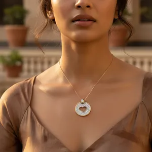 Collier pendentif en forme de cœur en or et argent pour femmes, bijoux en cristal avec des charmes envoûtants - Product Image 3