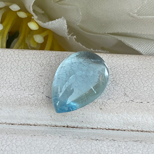 Attrayant 5.25 Carat Aigue-Marine Lâche Gemme Blanc et Bleu Opale avec Poire Forme Bon Lustre pour Faire Des Bijoux De Perles - Product Image 1