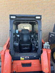 Chargeuse compacte sur chenilles Kubota SVL75-2 2022 avec hydraulique Kawasaki, moteur diesel certifié EPA, haute productivité, à vendre - Product Image 3