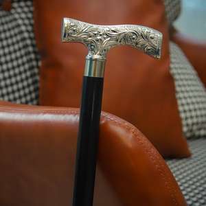 Bastón de Senderismo de Lujo de Latón y Madera con Longitud Ajustable - Elegante Bastón de Apoyo para Personas Mayores, para Caminatas Diarias, Viajes y Regalos - Product Image 3