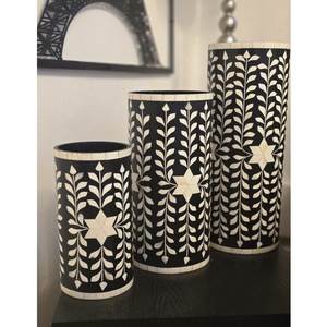 Jarrón con incrustaciones de hueso y flores para regalo de boda y decoración de fiesta Jarrones con incrustaciones de hueso - Product Image 1